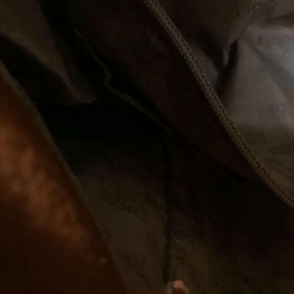 Micheal Kors bag - Picture 4 of 5